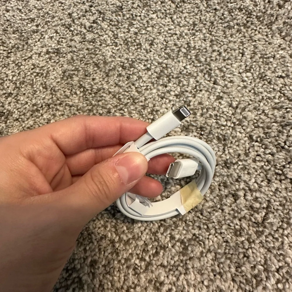 USBC to Lightening Cable (NWOT)